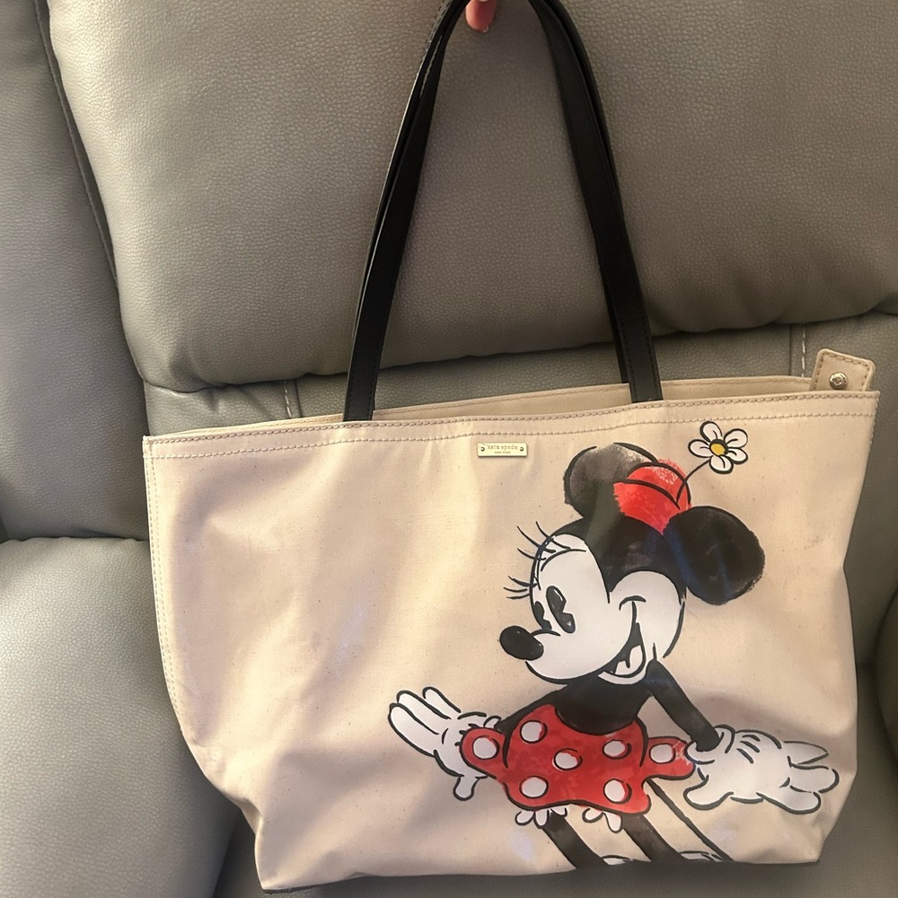 Cutest Kate spade Minnie bag